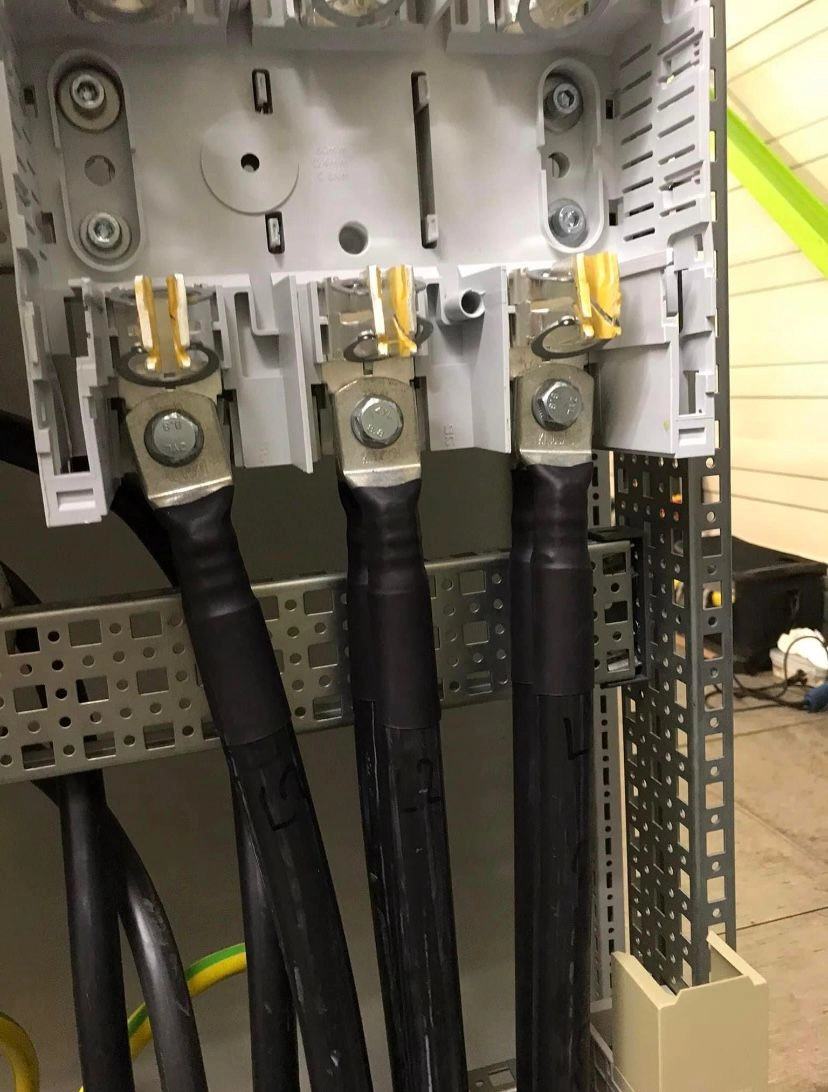 Komplexní elektrikářské práce